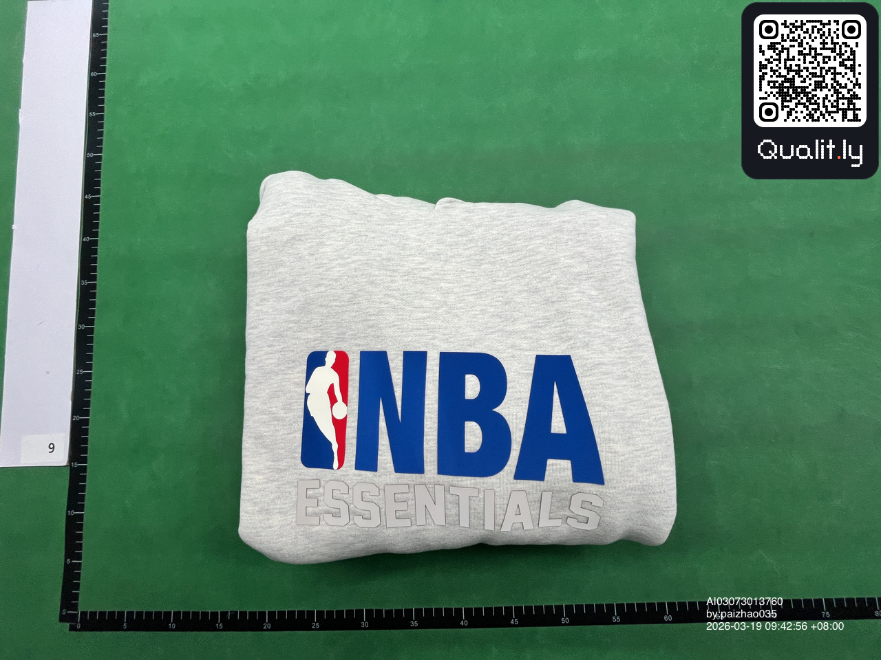 Sweatshirt — QC-foto 1 av 8