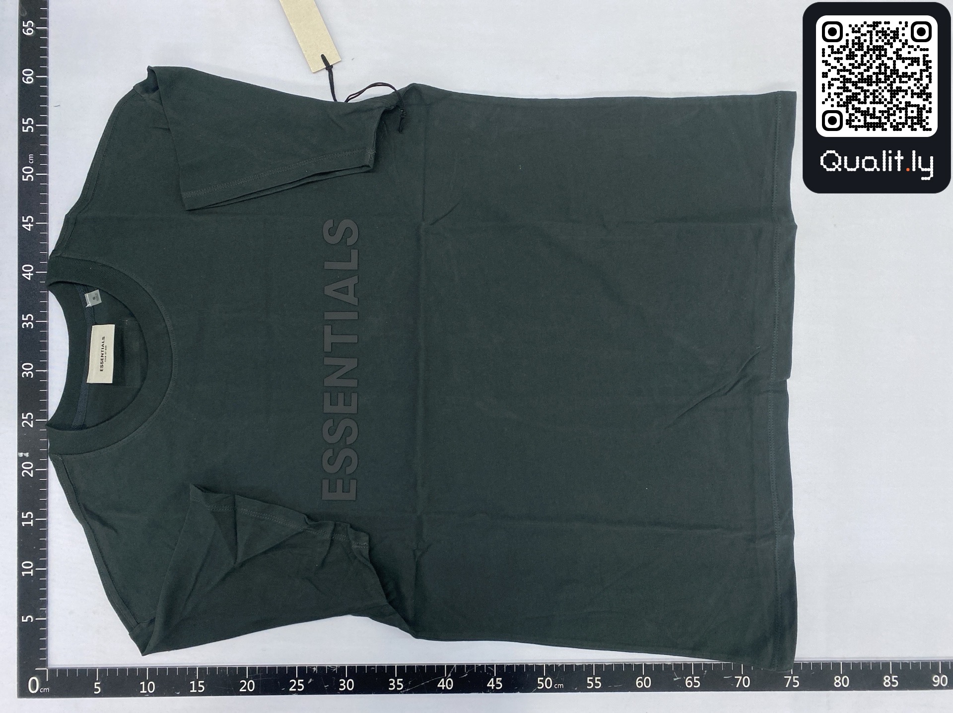 T-shirt — foto QC 3 de 66