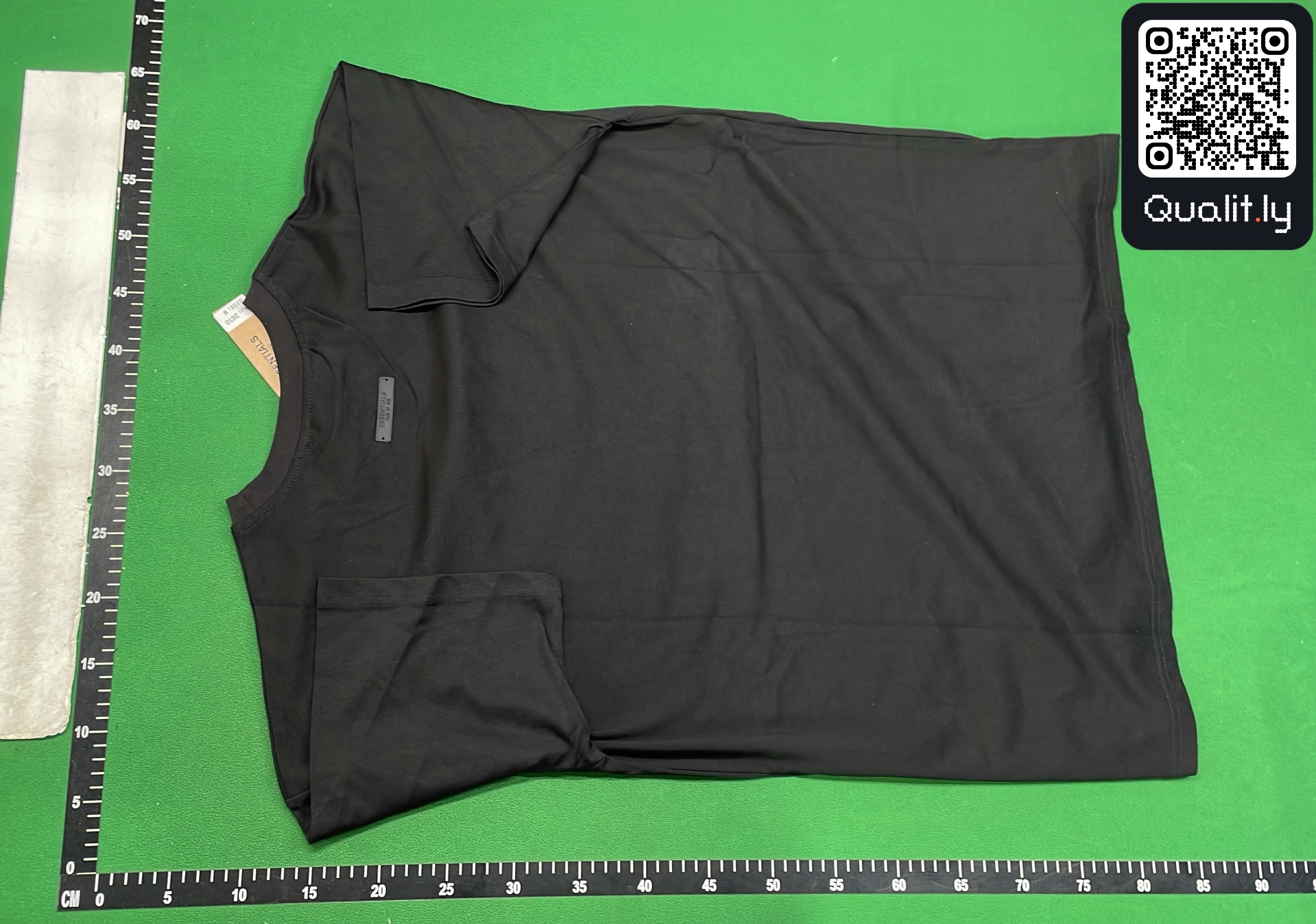 T-shirt — QC-foto 3 av 4