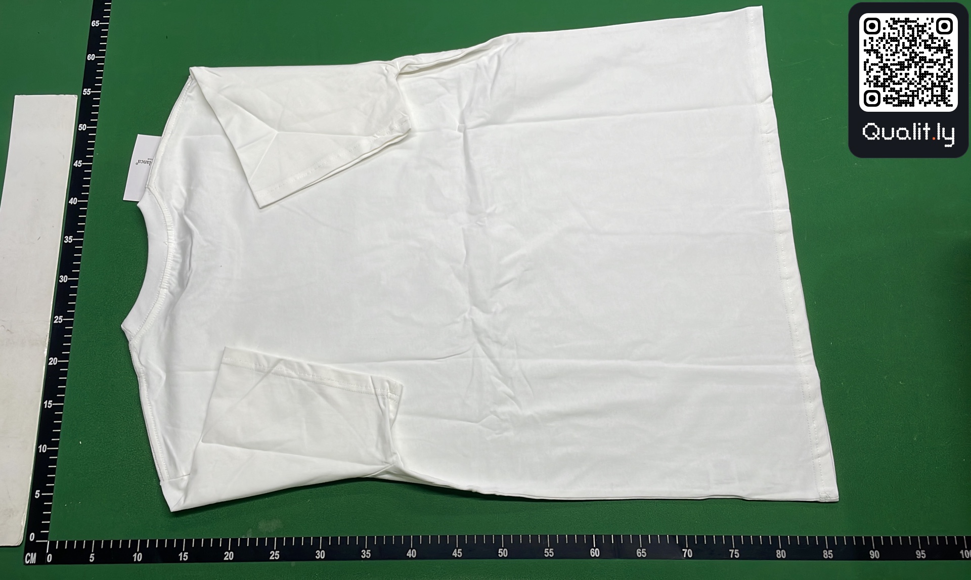 T-shirt — foto QC 3 di 32