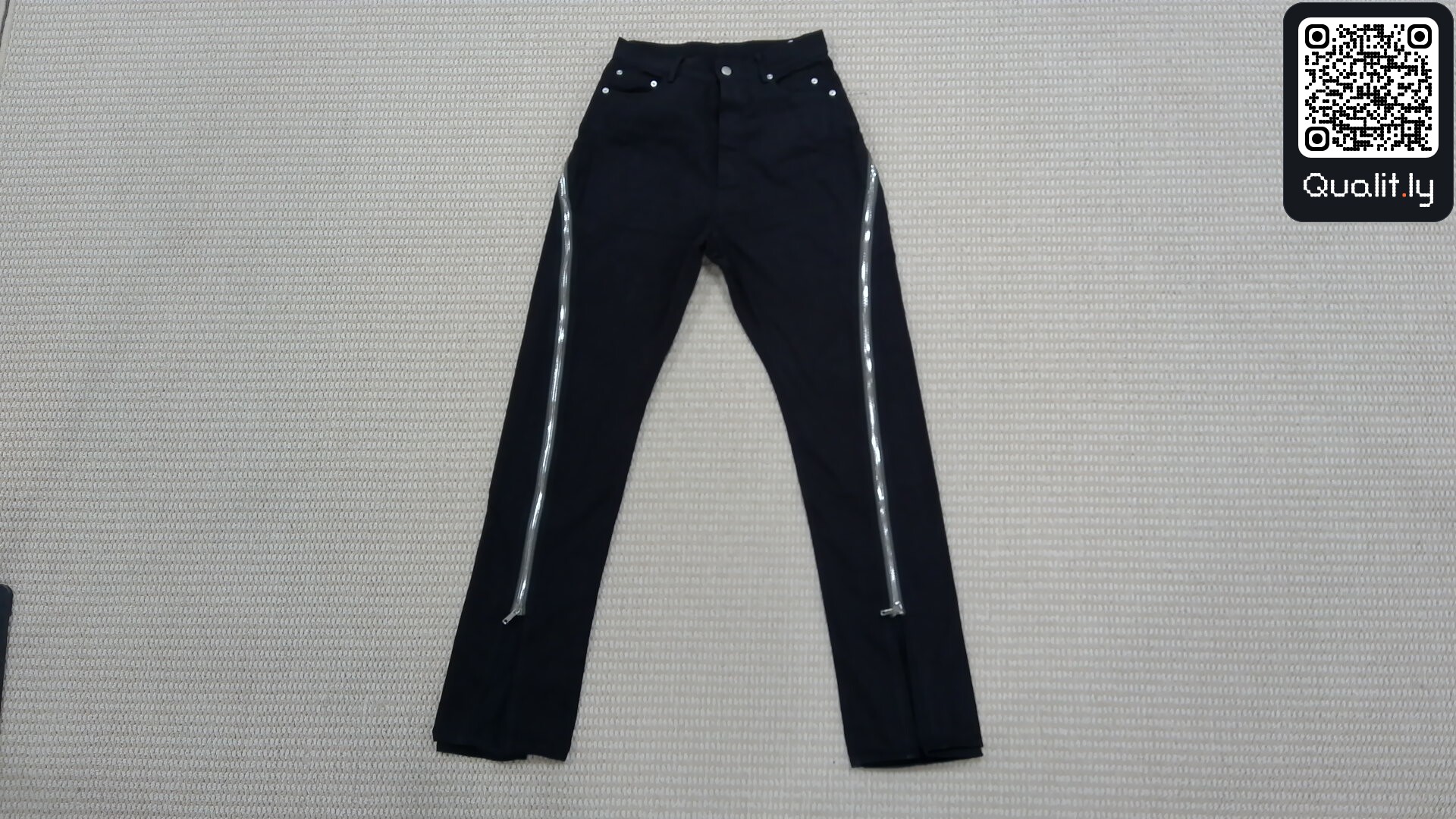 Pants QC photo 2 of 7