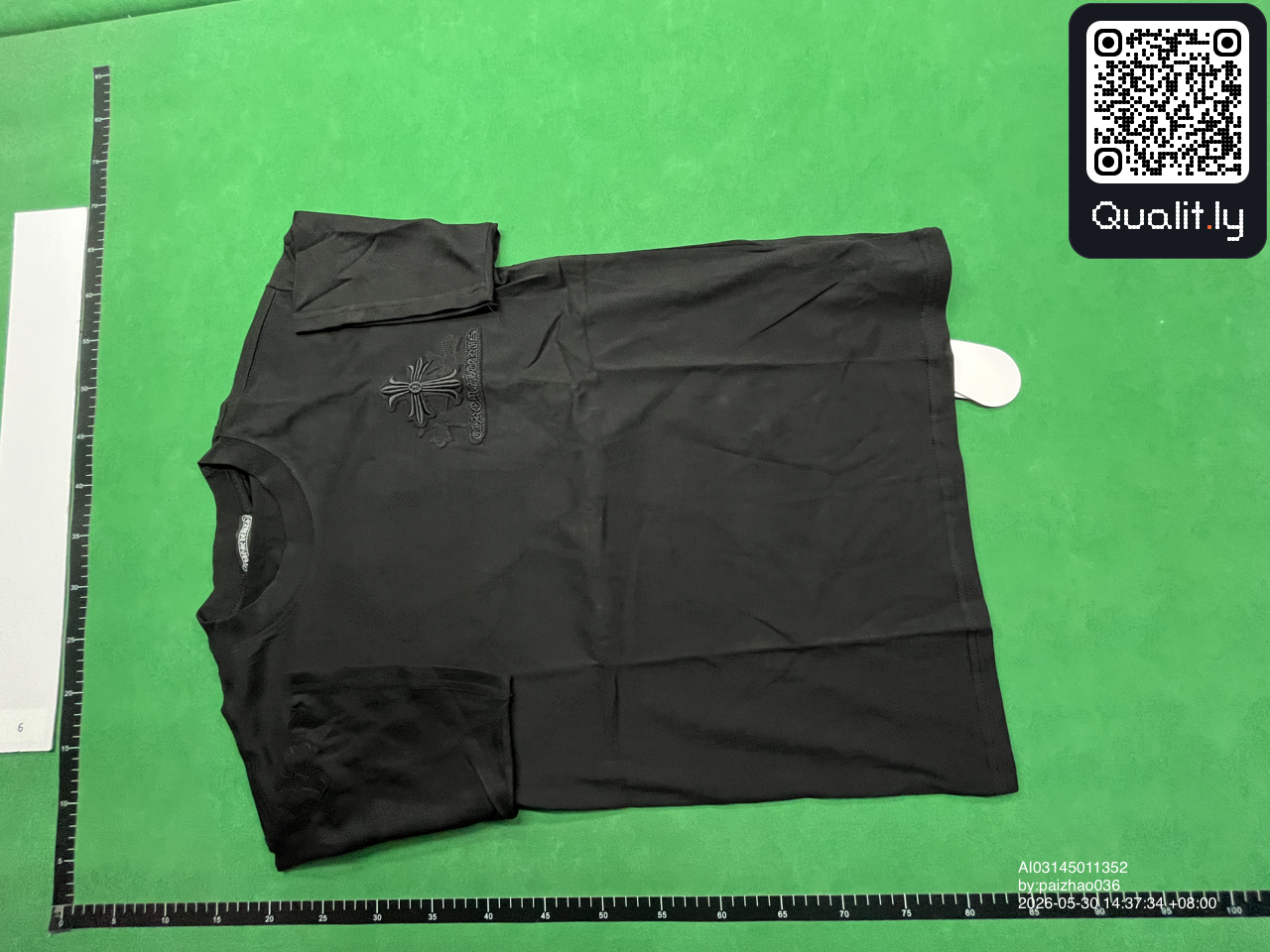 T-shirt — photo QC 3 sur 8