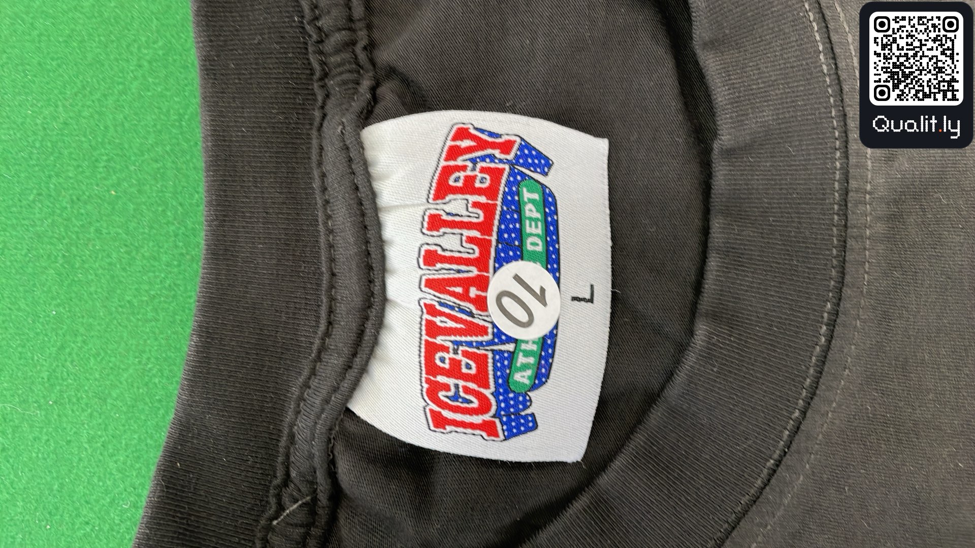T-shirt QC photo 1 of 37
