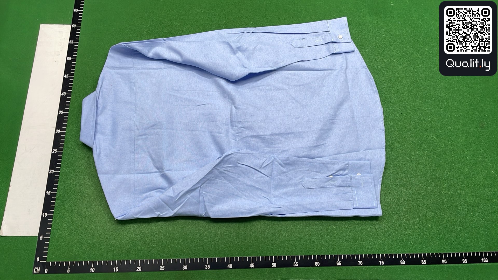 衬衫 QC 照片 3 / 20