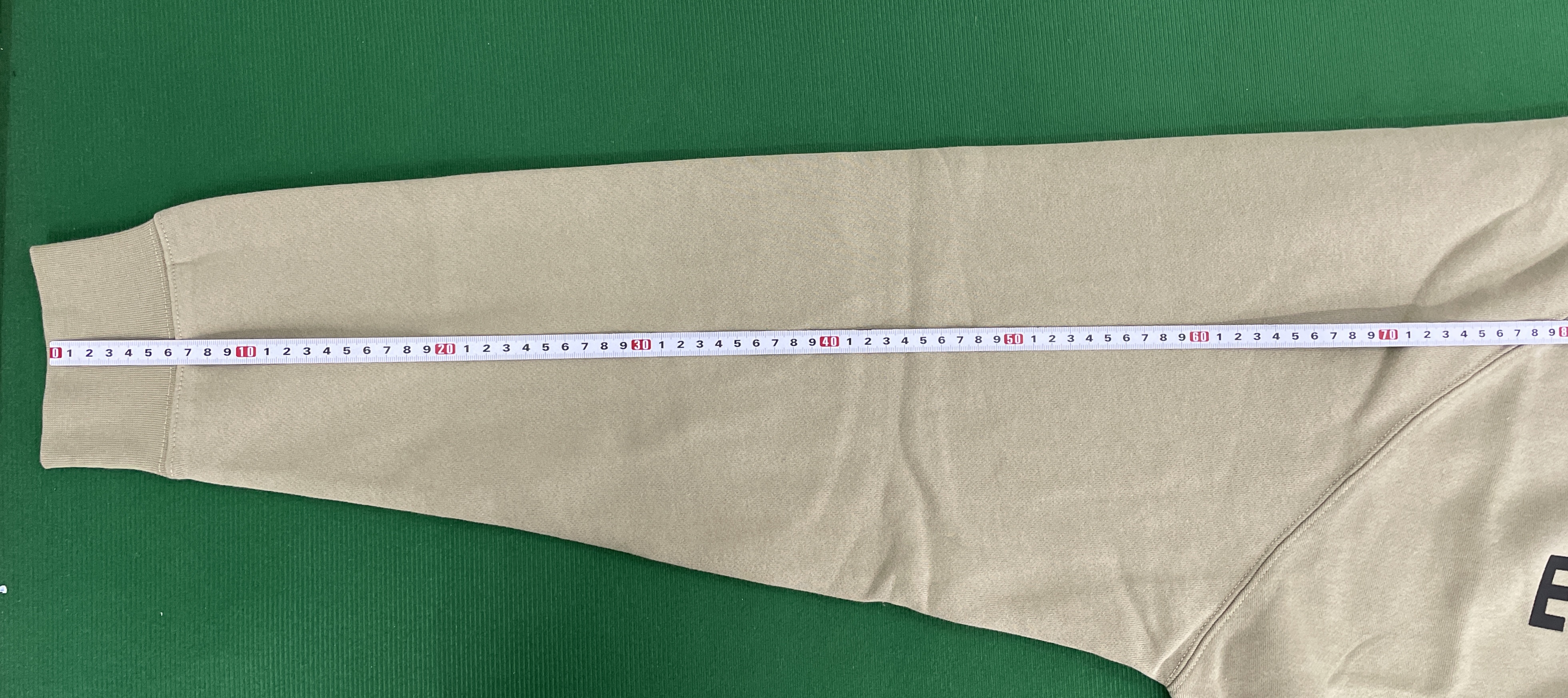 Hoodie QC photo 3 of 78