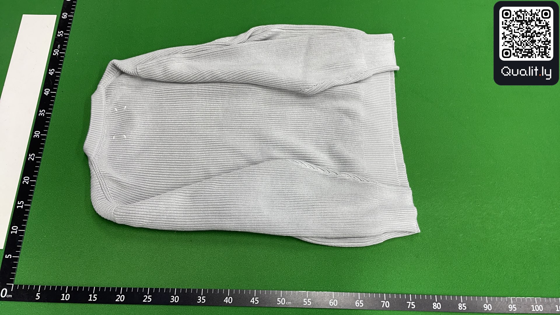 Sweater QC photo 3 of 16