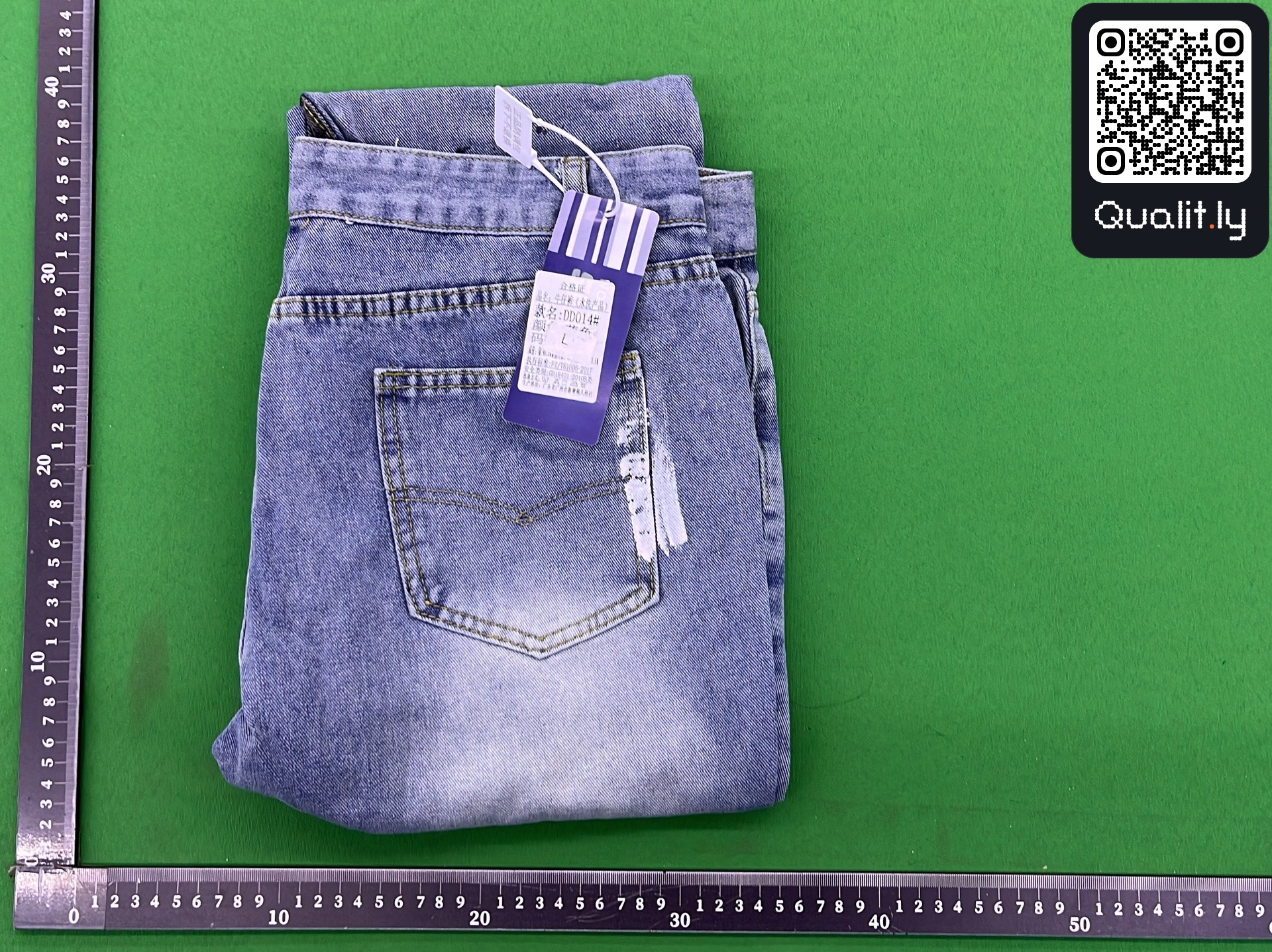 Jeans — foto QC 1 di 30