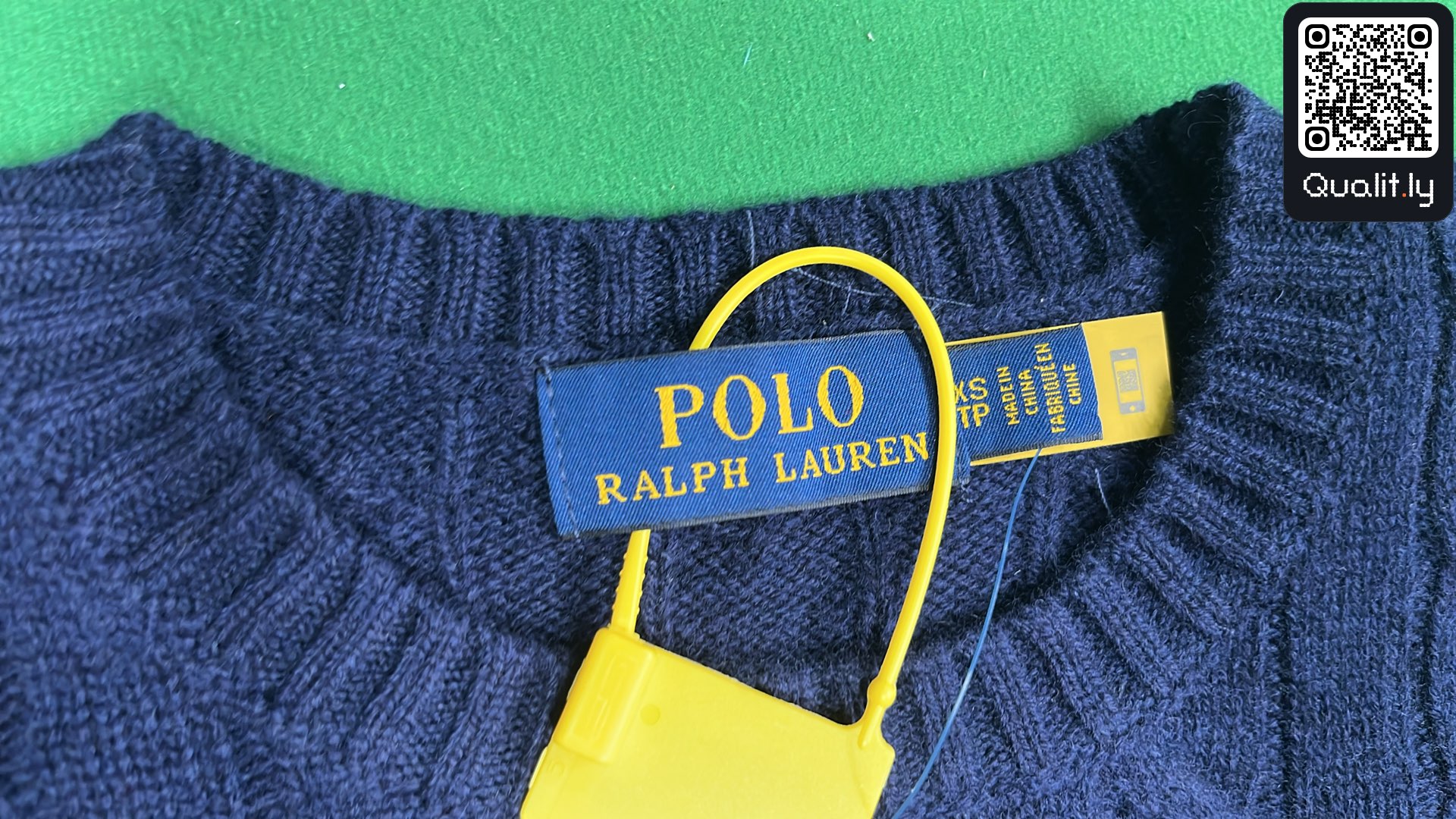 Sweater QC photo 1 of 66
