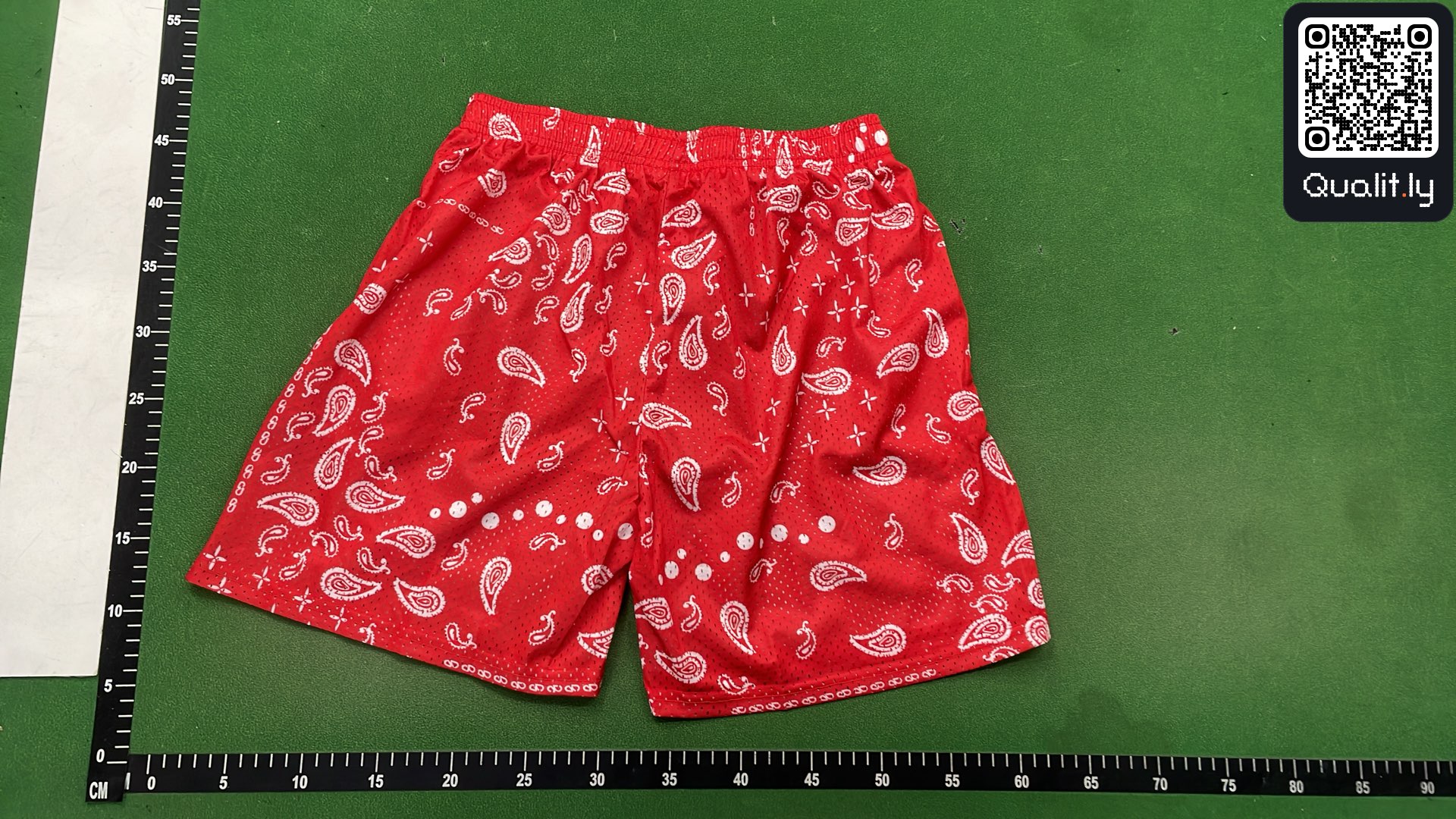 Short — photo QC 3 sur 4