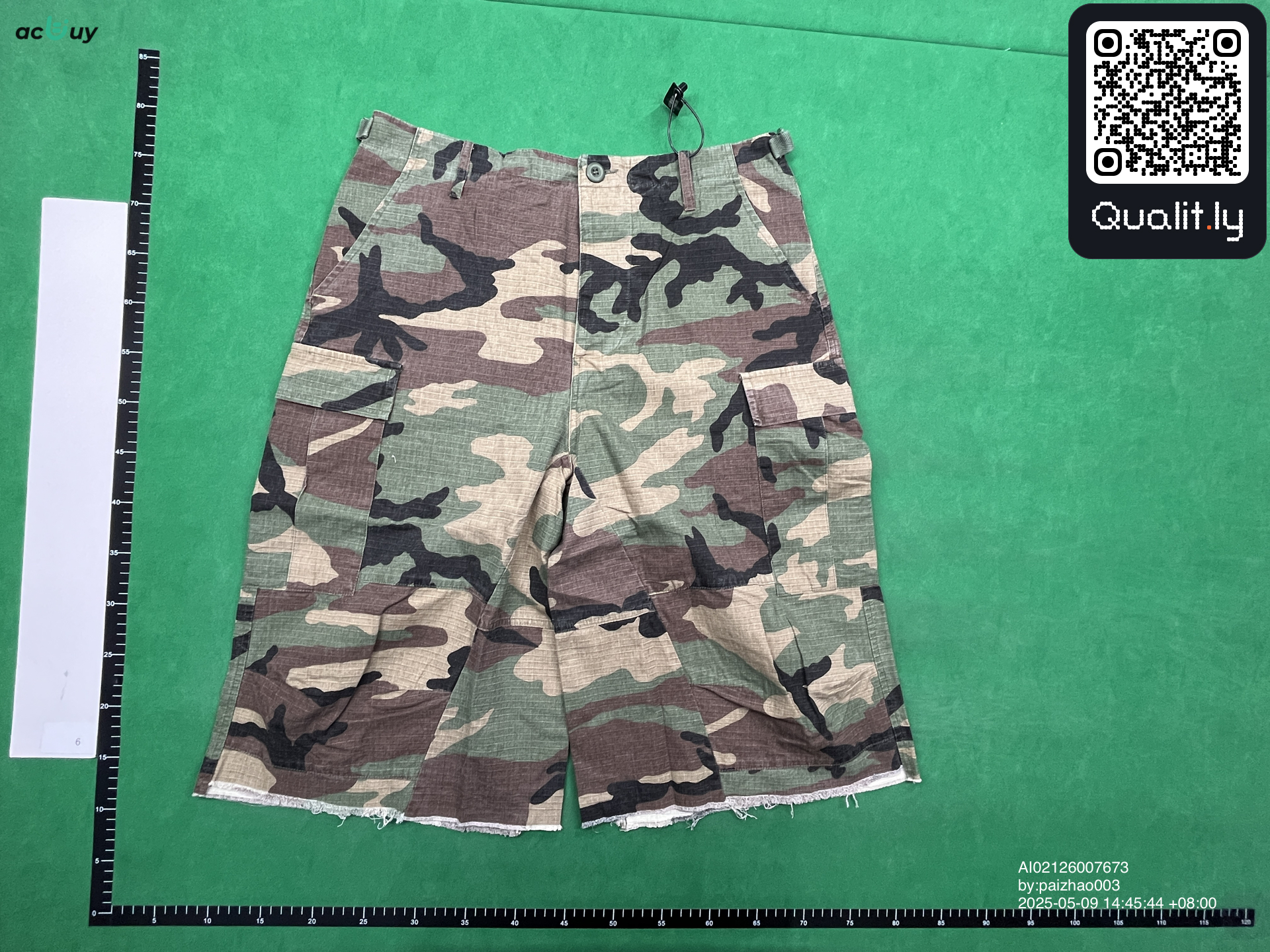 Shorts — QC-foto 3 av 4