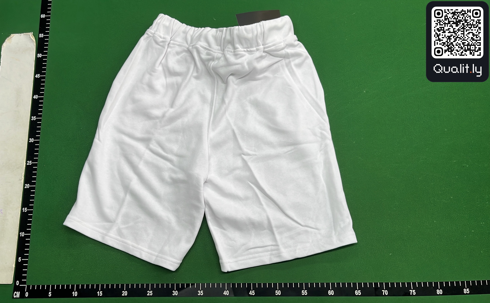 Korte broek — QC-foto 3 van 8