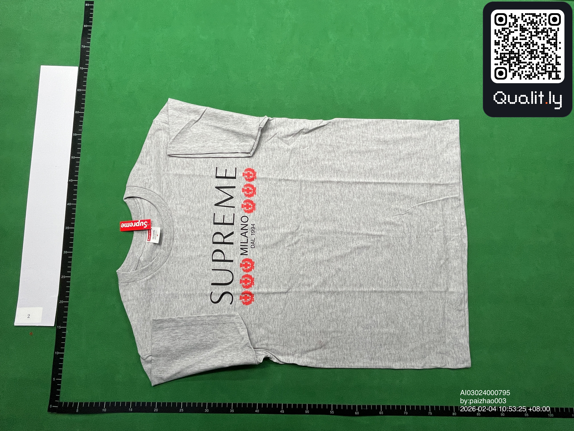 T-shirt — foto QC 3 di 8