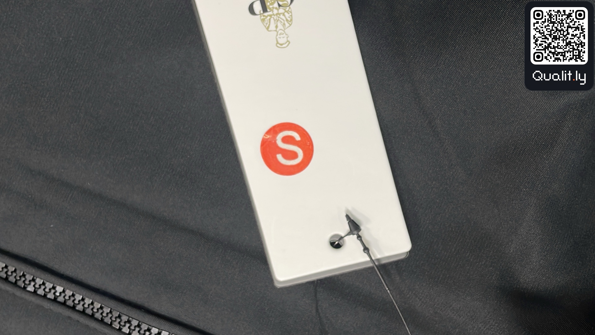 Pulover — fotografie QC 1 din 12