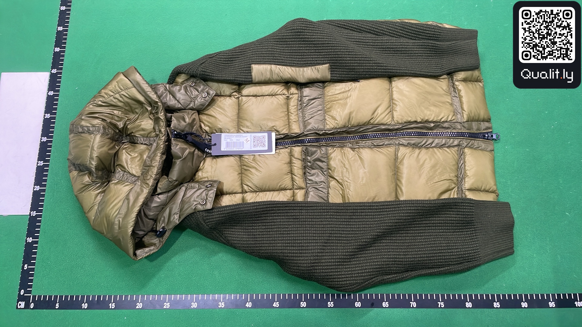 Jacket QC photo 2 of 8