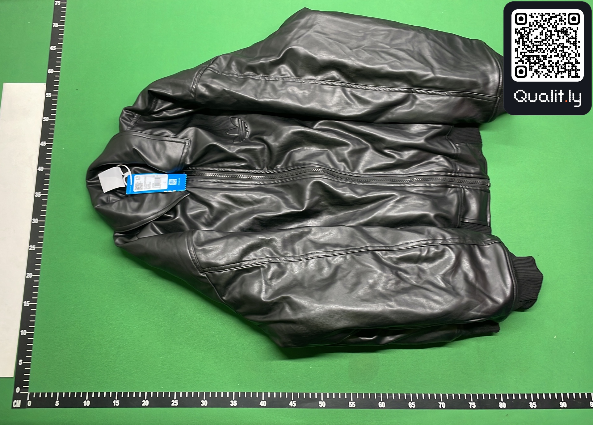 Jacket QC photo 2 of 9