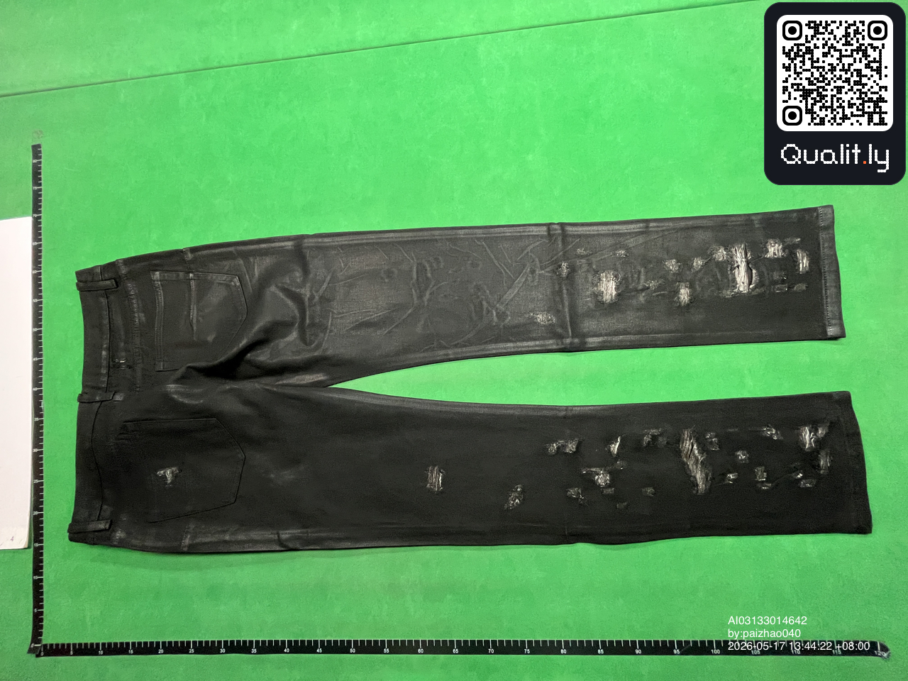 牛仔裤 QC 照片 3 / 22