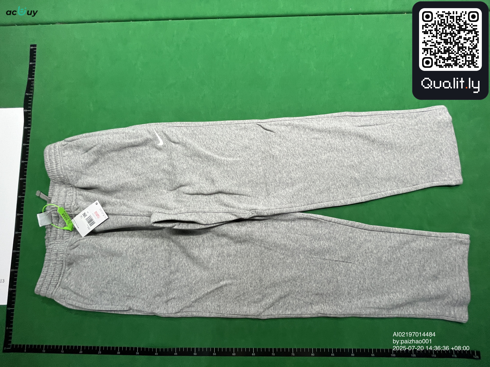 Sweater QC photo 3 of 8