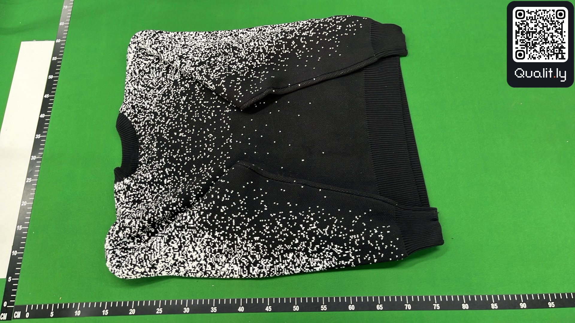 Sweater QC photo 3 of 13