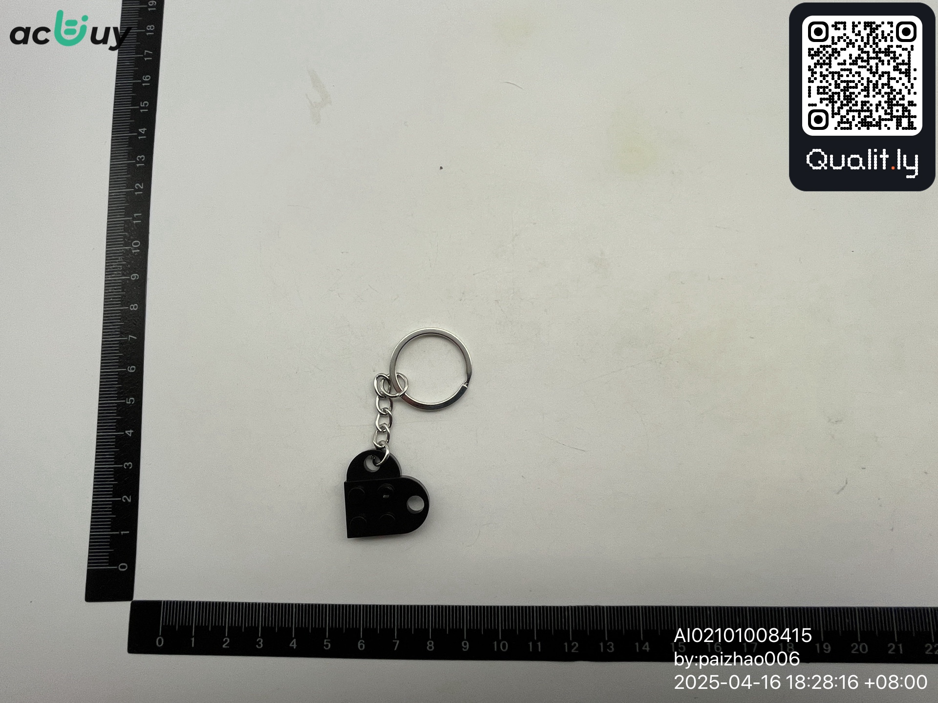 Foto QC 1 de 13