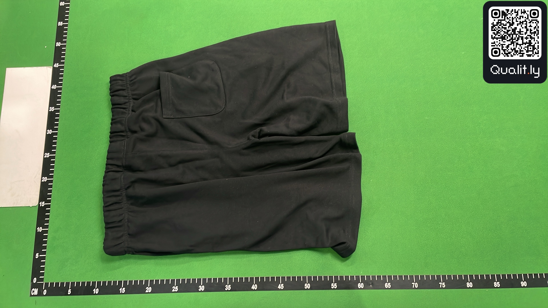 短裤 QC 照片 3 / 24