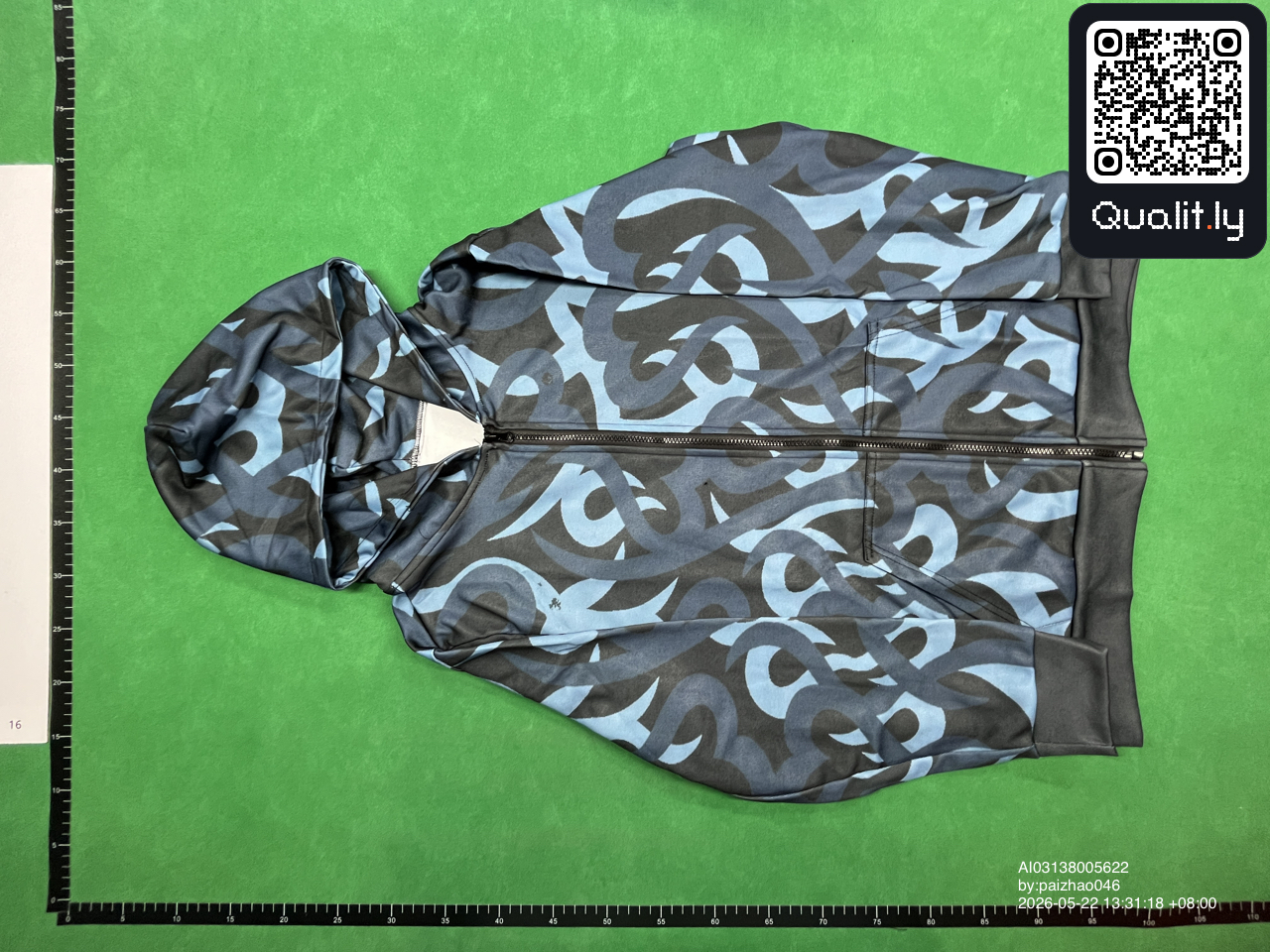 Hoodie QC photo 3 of 4