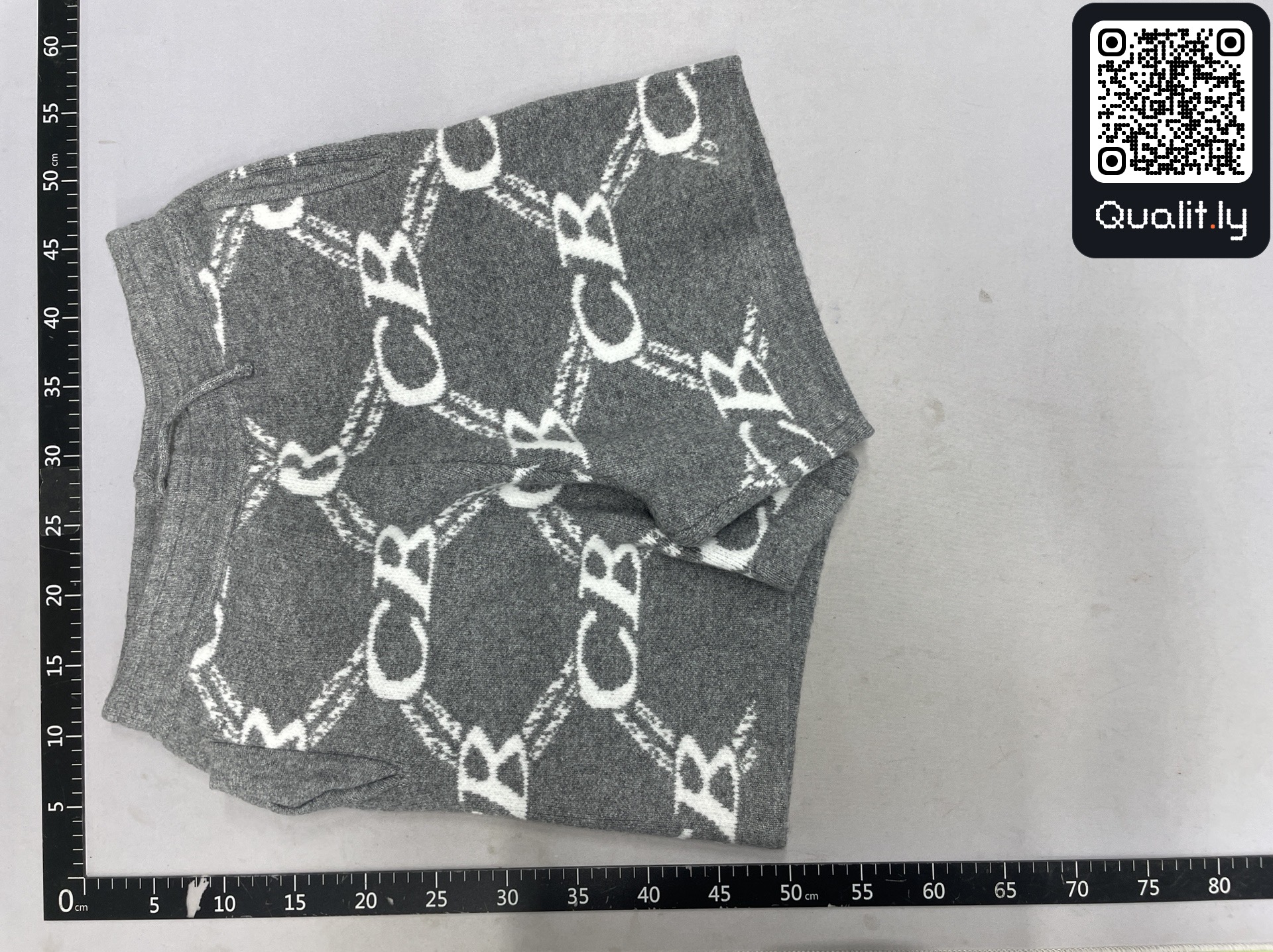 Short — photo QC 3 sur 90