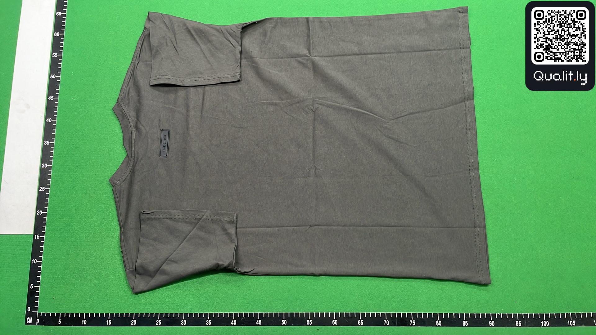 T-shirt — photo QC 3 sur 4