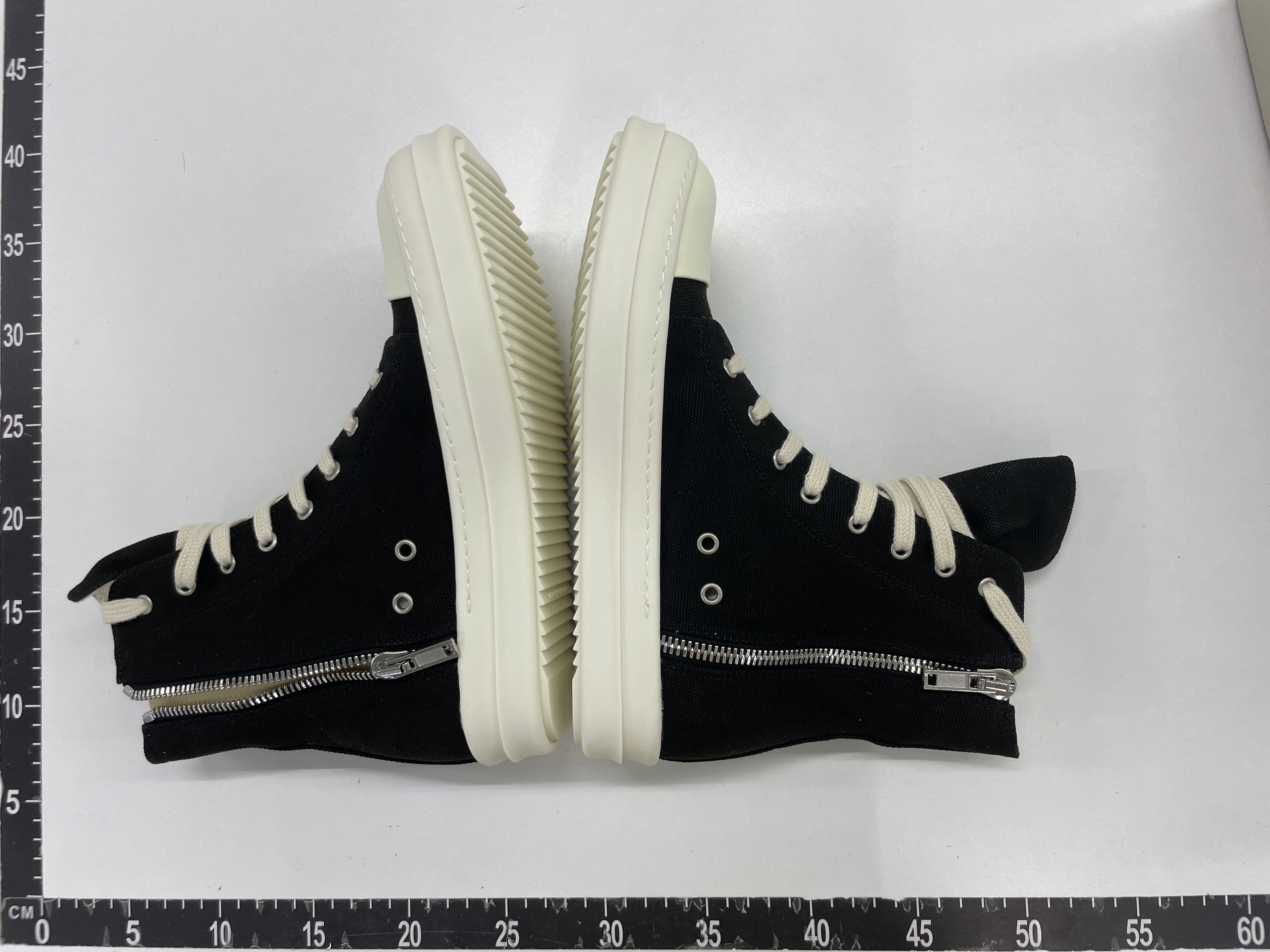 Sneakers — QC-foto 3 av 119