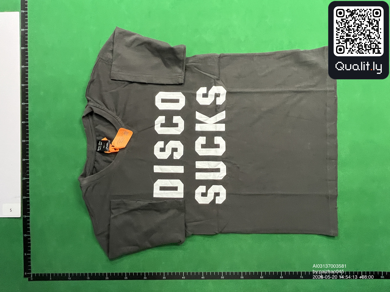 T-shirt — foto QC 3 di 4