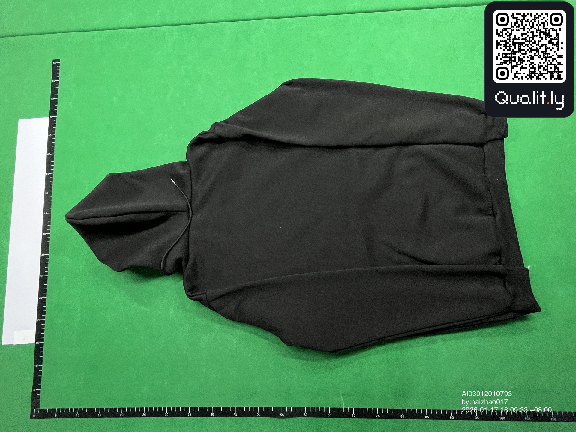 Hoodie — QC-foto 2 av 4