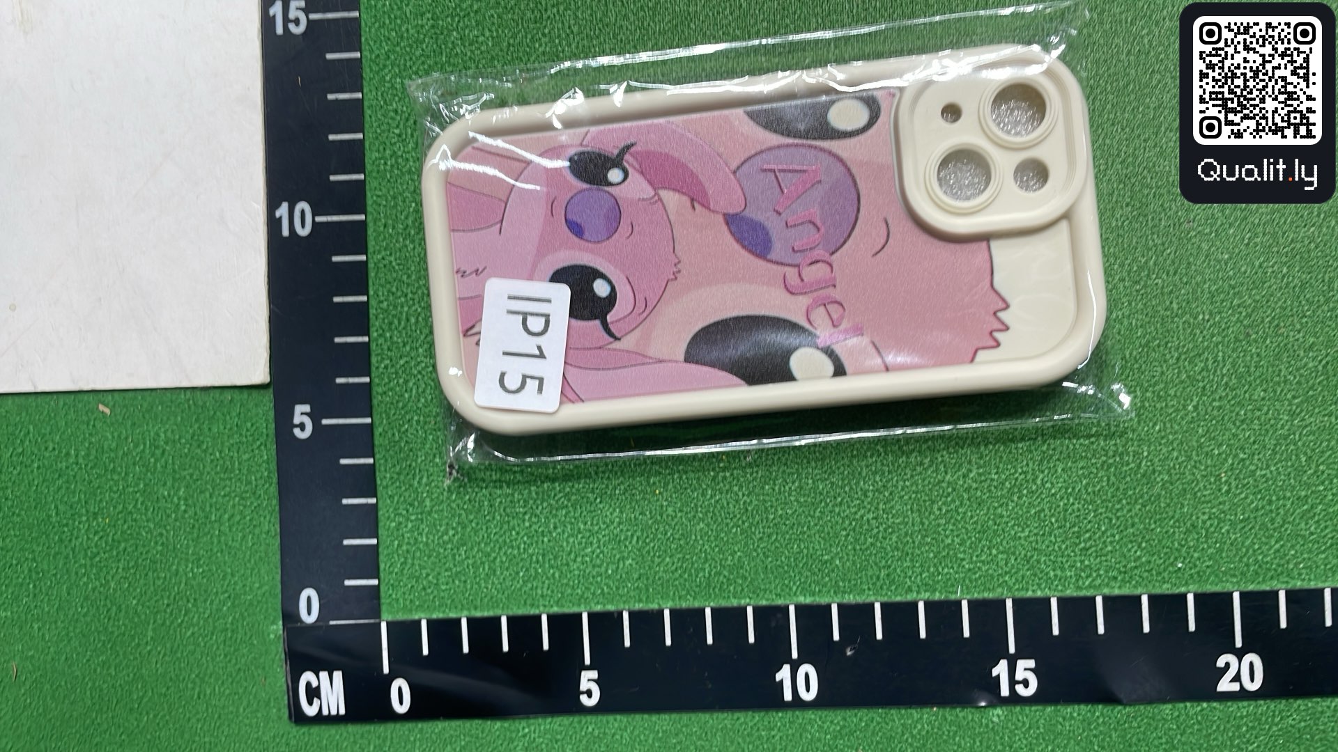 Foto QC 1 di 3