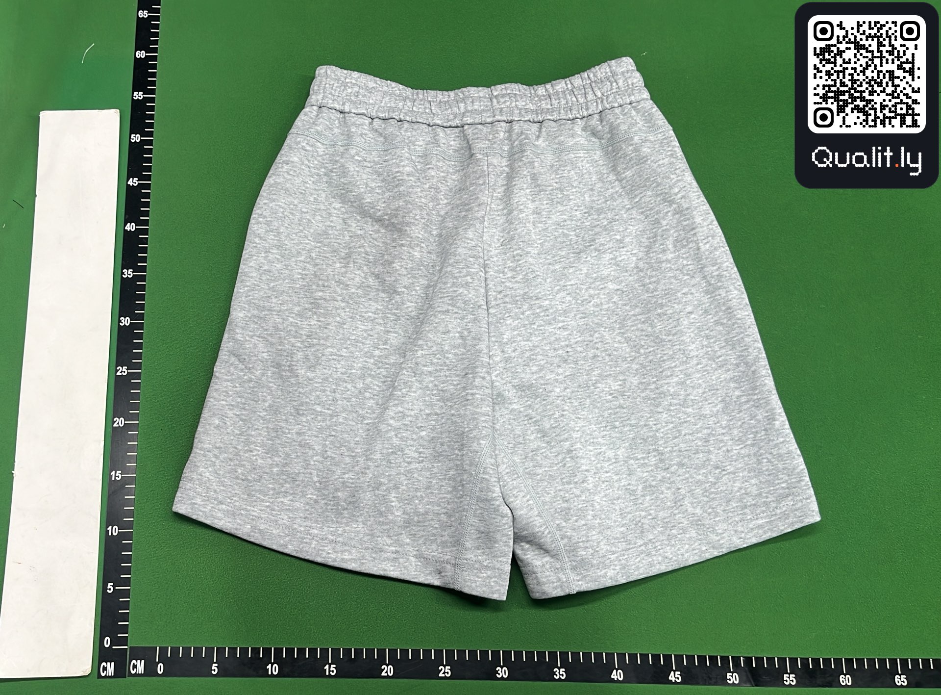 Pantalón corto — foto QC 3 de 8