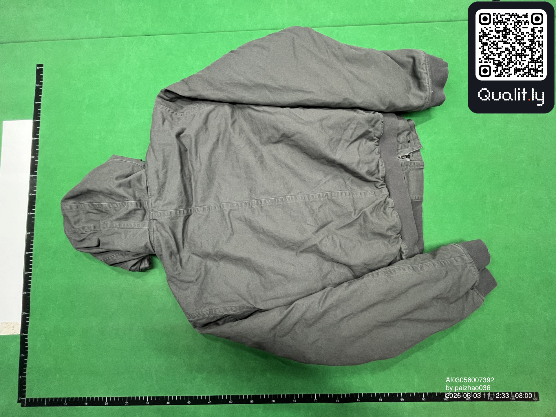 Chaqueta — foto QC 2 de 10