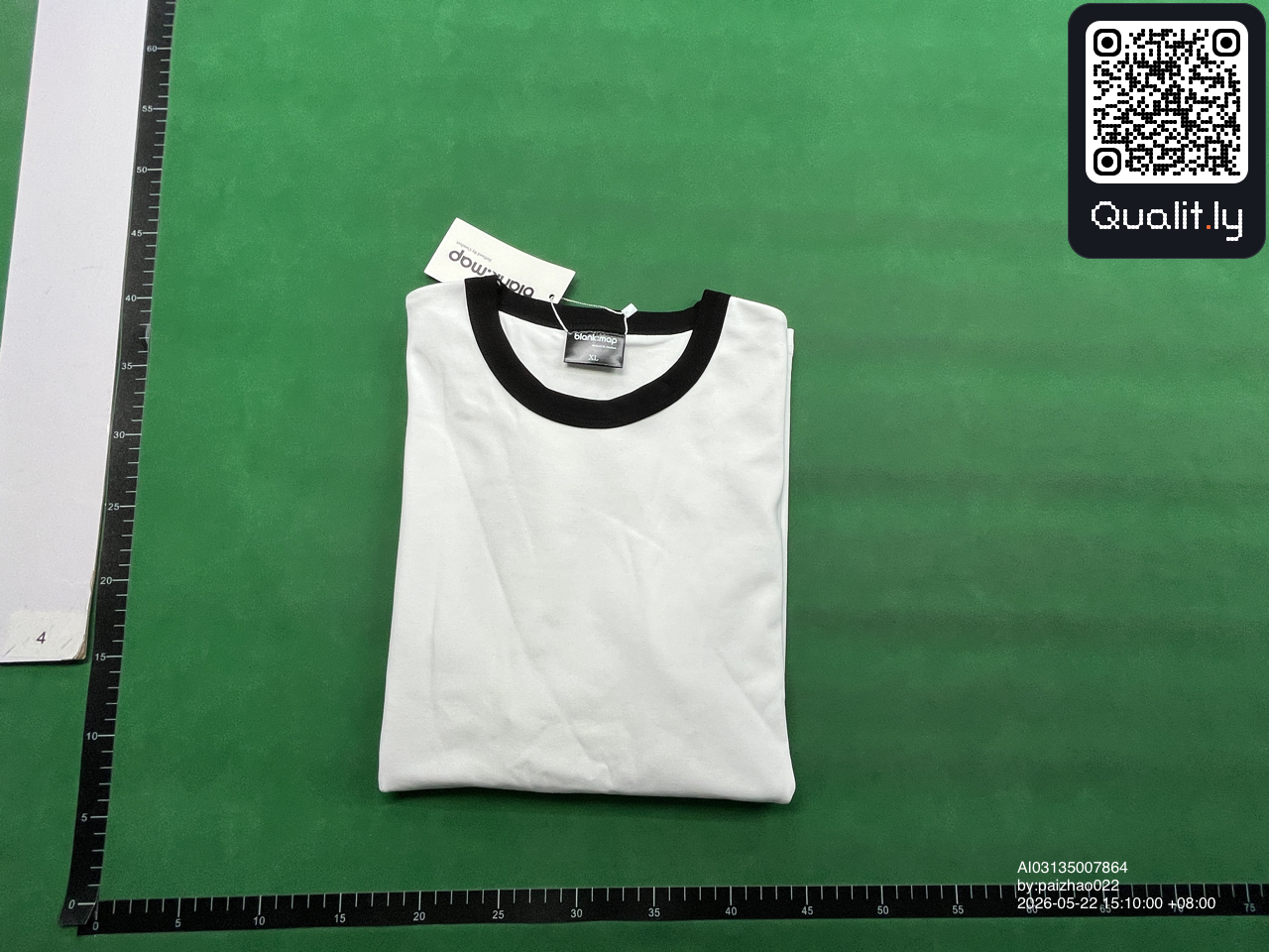 T恤 QC 照片 1 / 4
