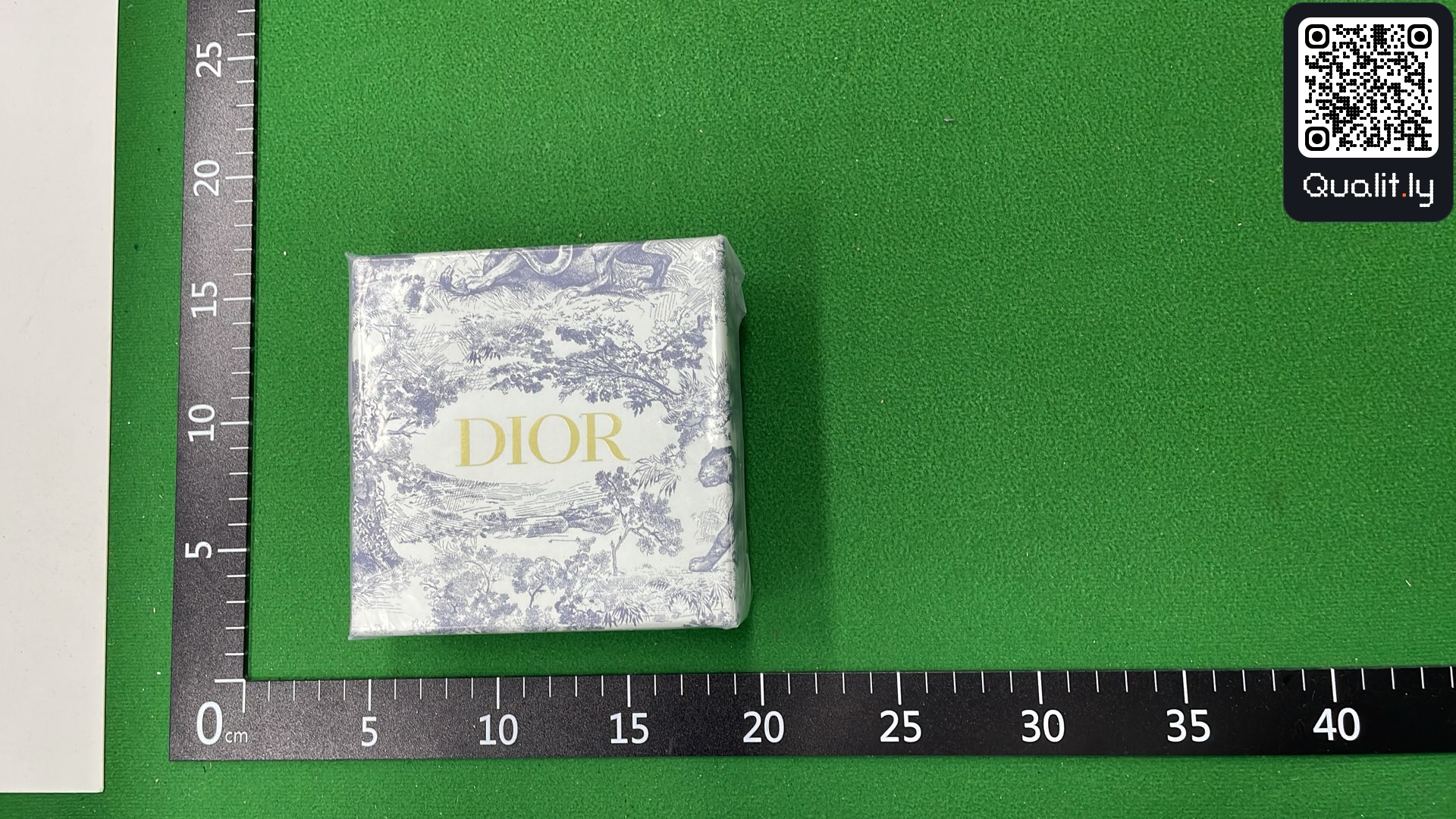 Wallet QC photo 1 of 6