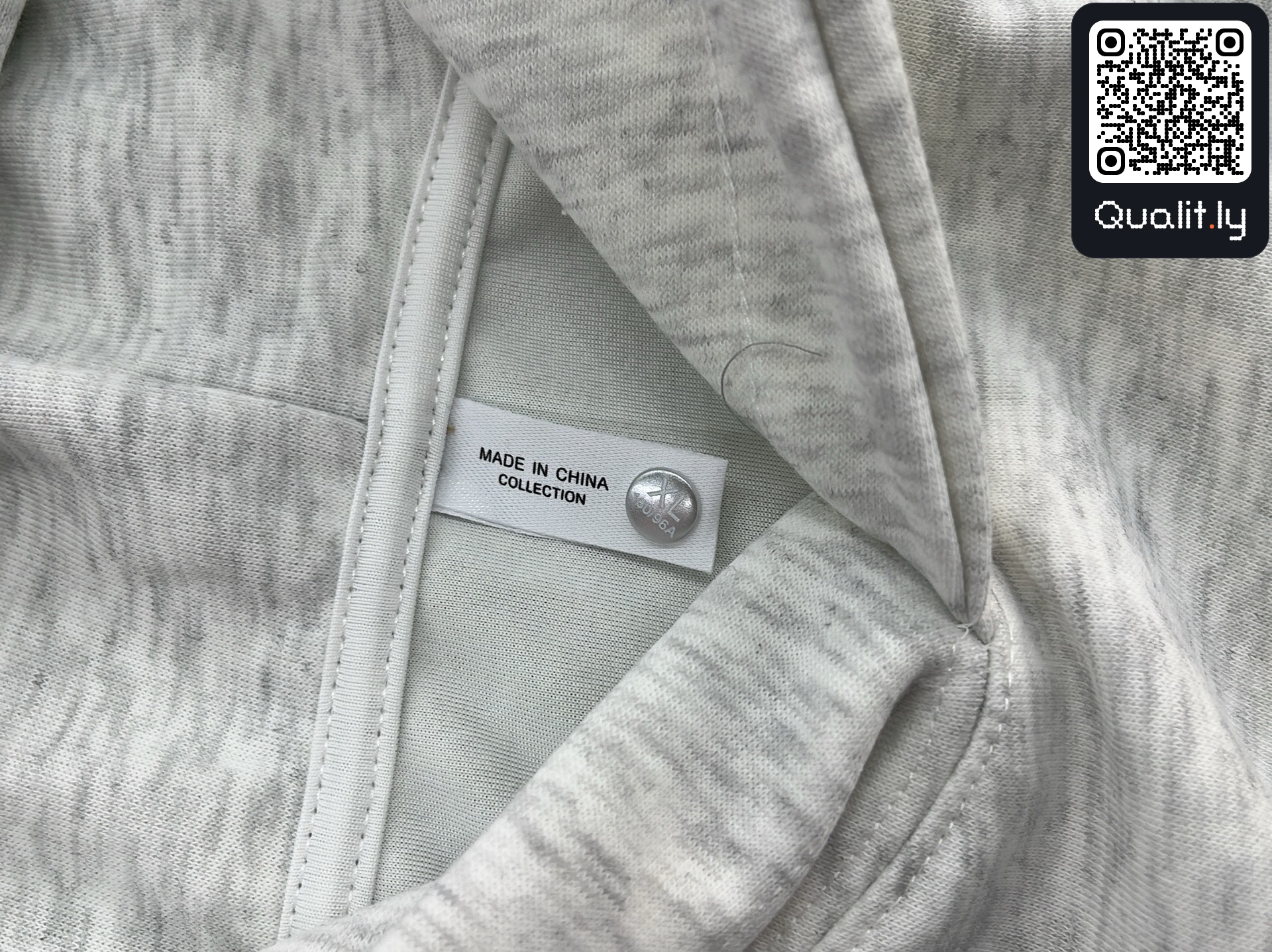 Camisola com capuz — foto QC 2 de 22