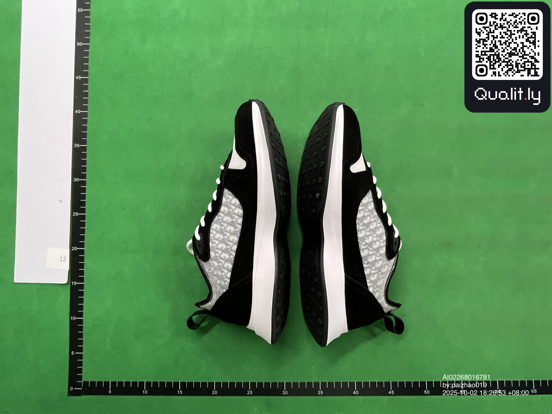 Sneaker — QC-Foto 2 von 34