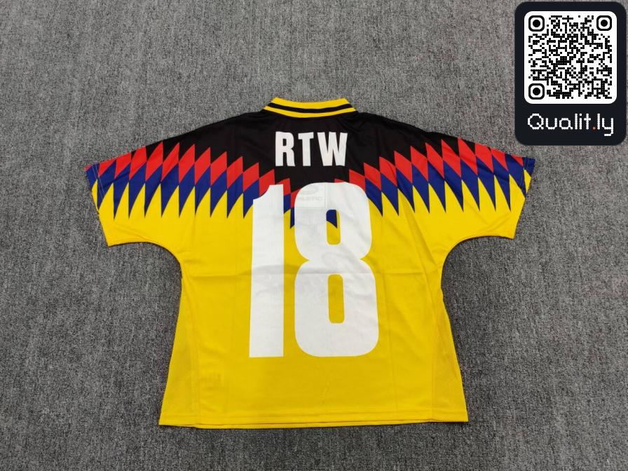 Shirt QC photo 1 of 20