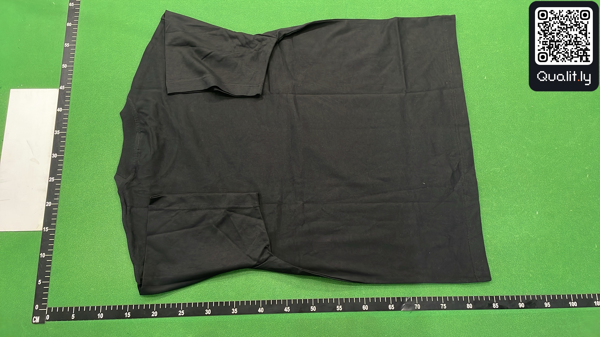 T-shirt — foto QC 3 di 8