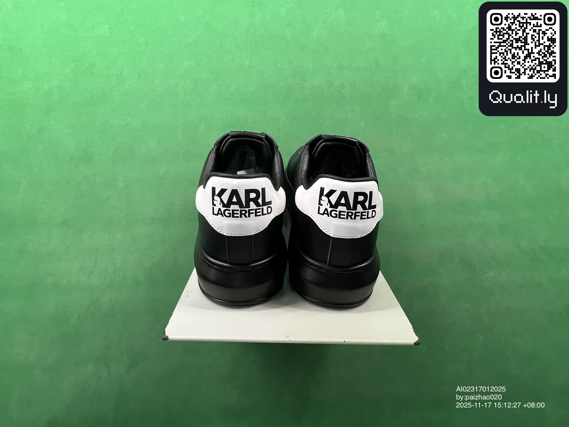 Sneakers QC photo 3 of 60