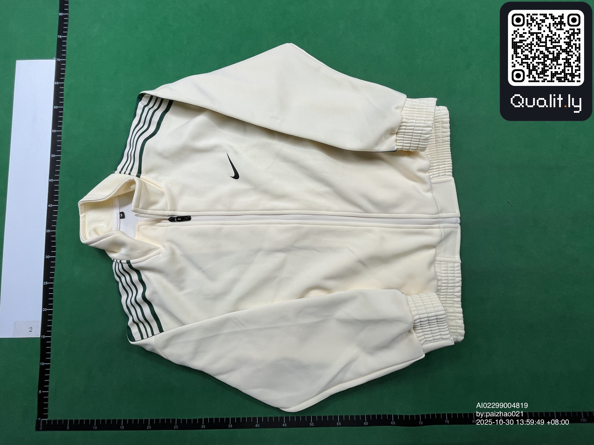 Sweatshirt QC photo 3 of 64
