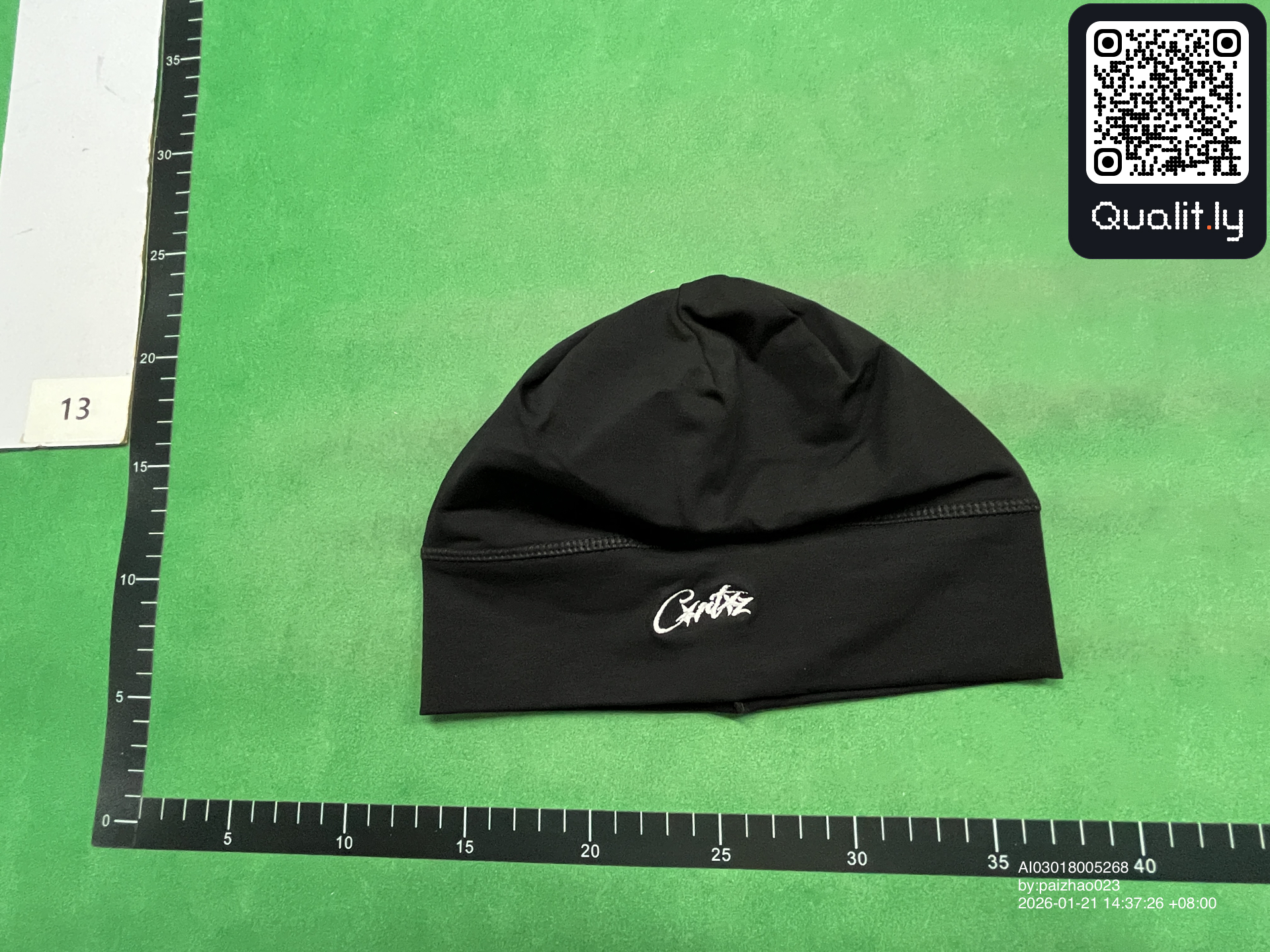 Pet — QC-foto 3 van 3