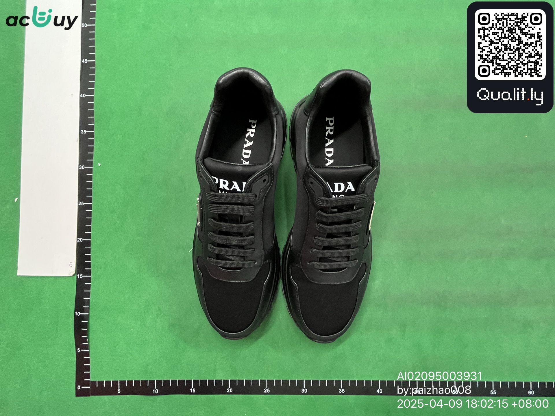 Sneakers — QC-foto 1 van 30