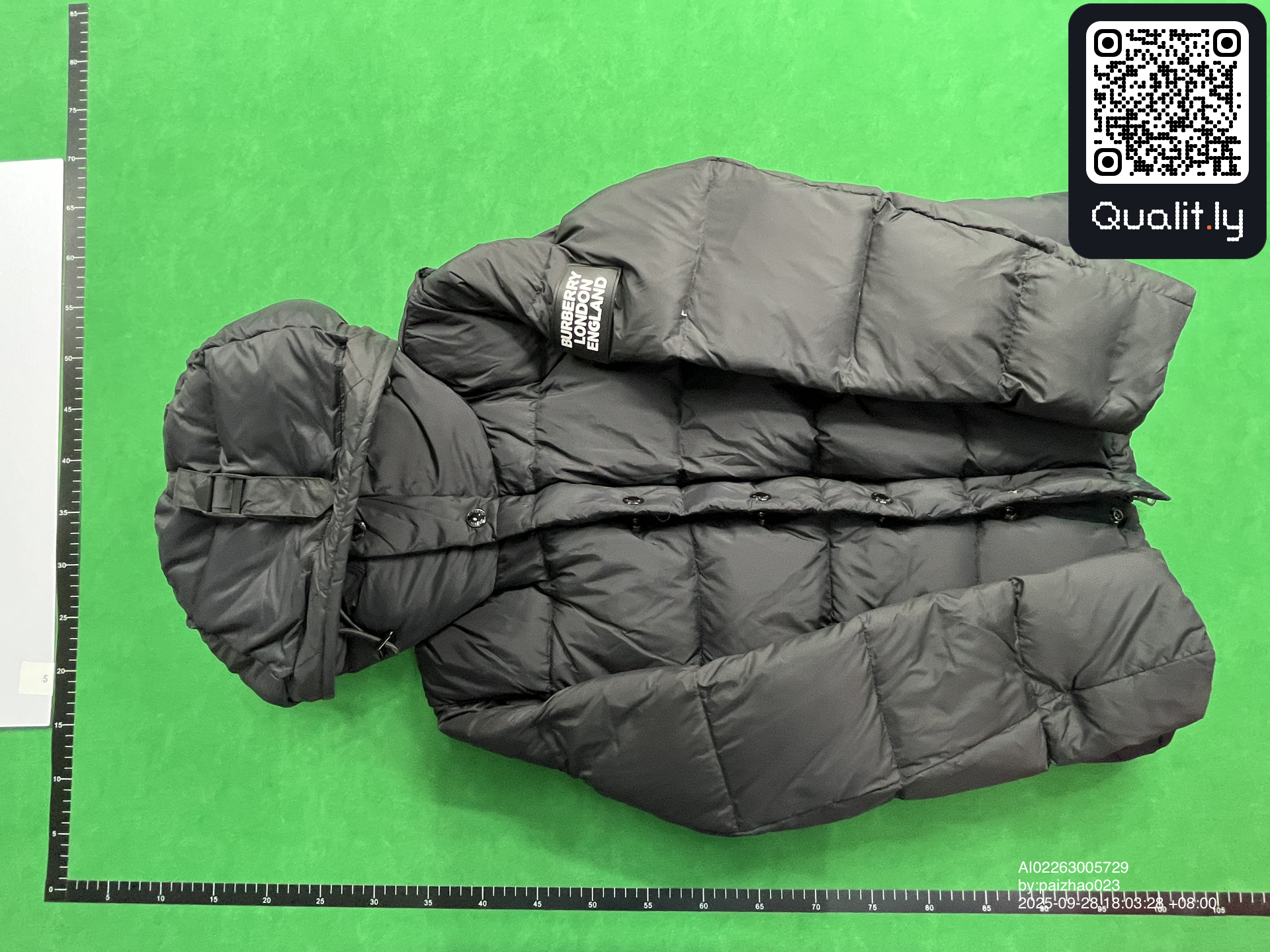 Jacket QC photo 3 of 38