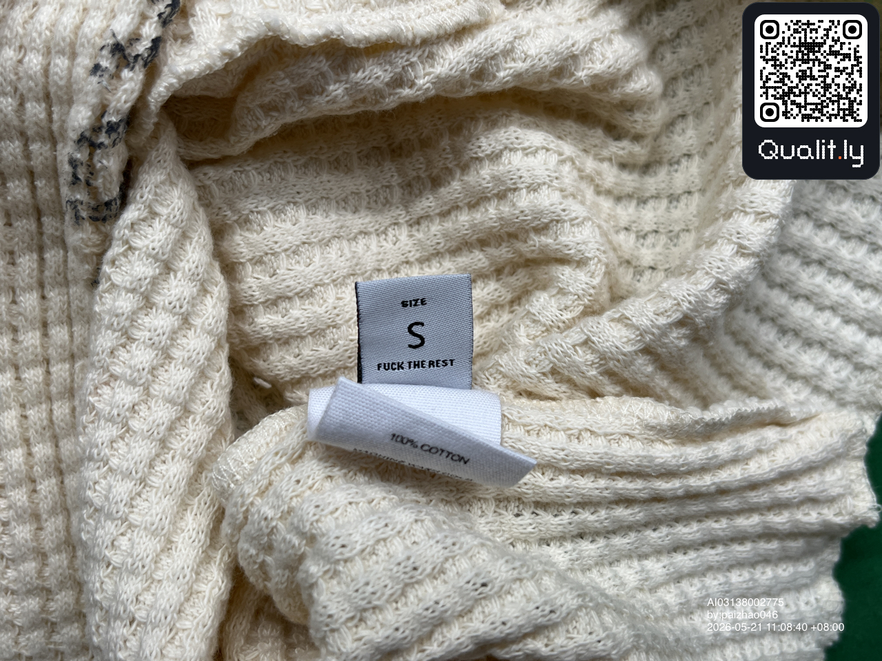 Sweatshirt — foto QC 3 de 18