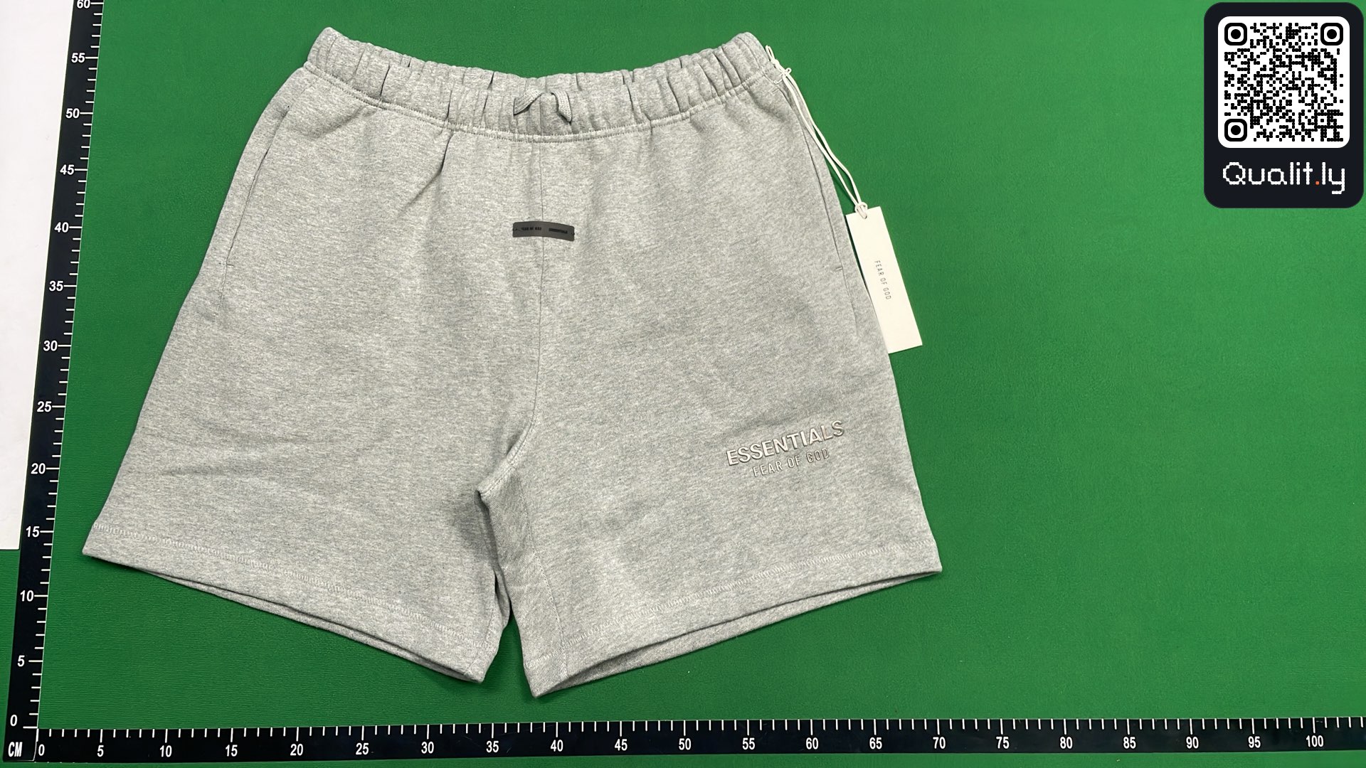 Shorts QC photo 2 of 137