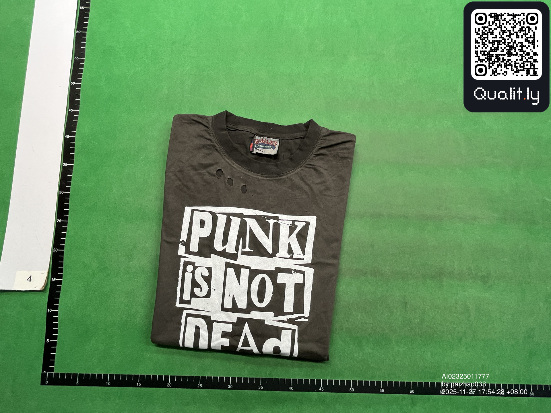 T-shirt — QC-foto 1 van 8