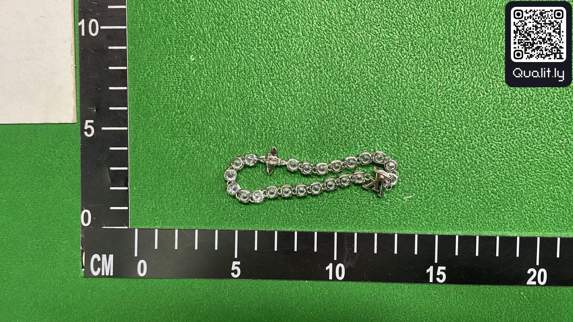 Jewelry QC photo 2 of 13