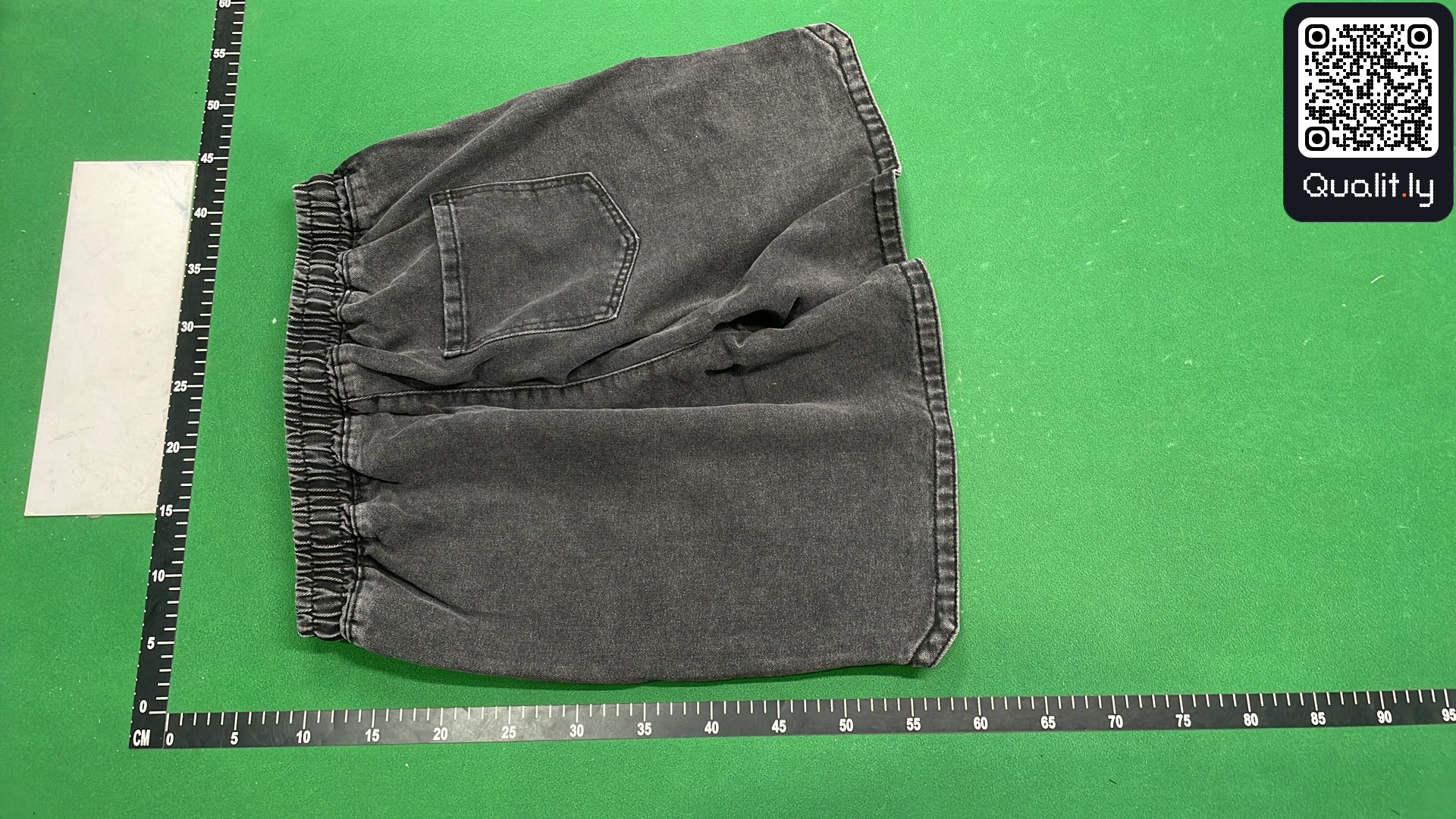 Jeans QC photo 3 of 4