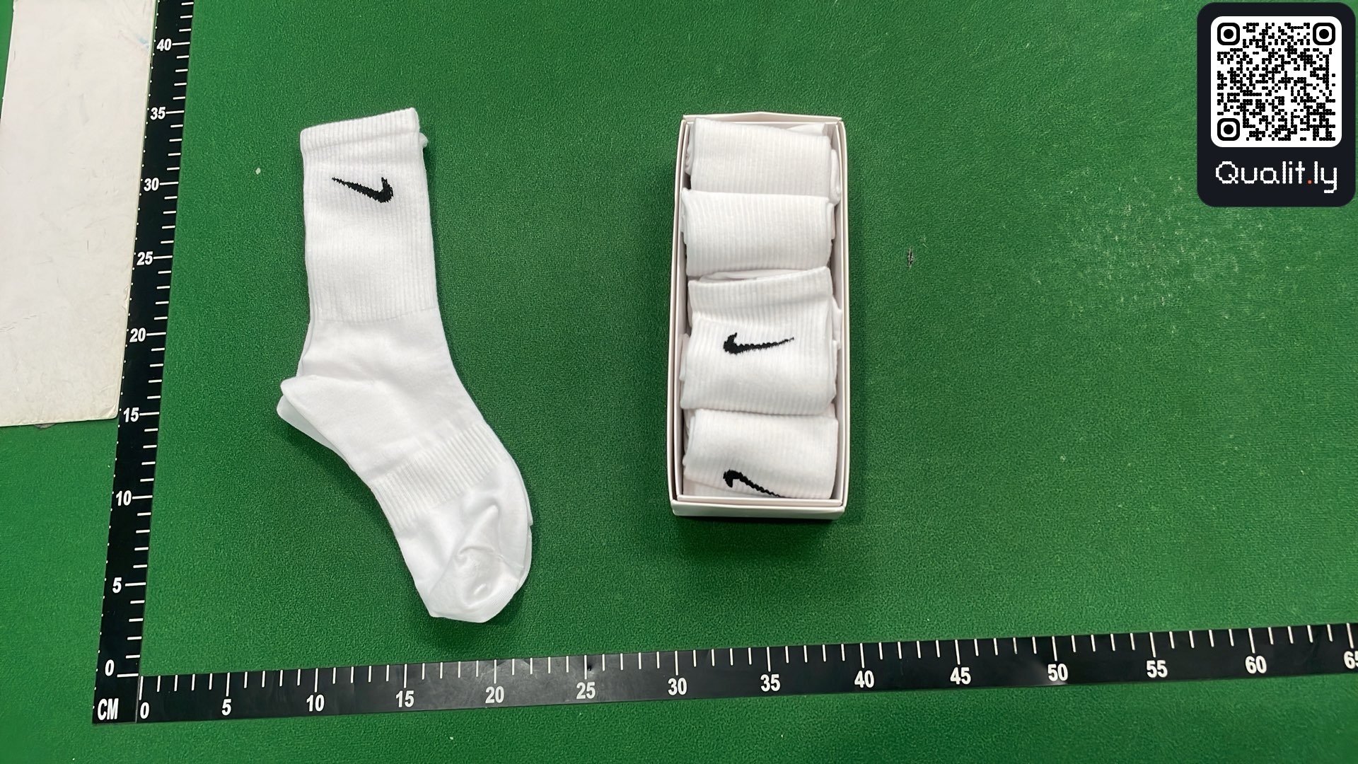 Socks QC photo 3 of 31